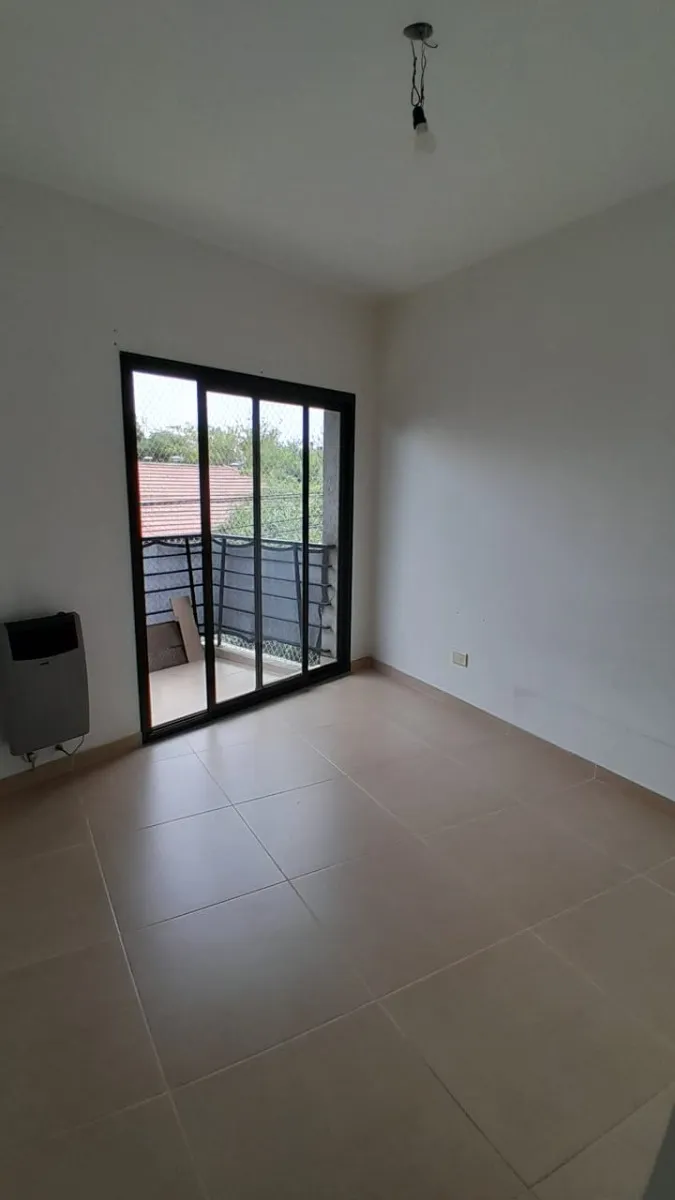 Departamento de 2 ambientes con cochera en Villa Ortúzar