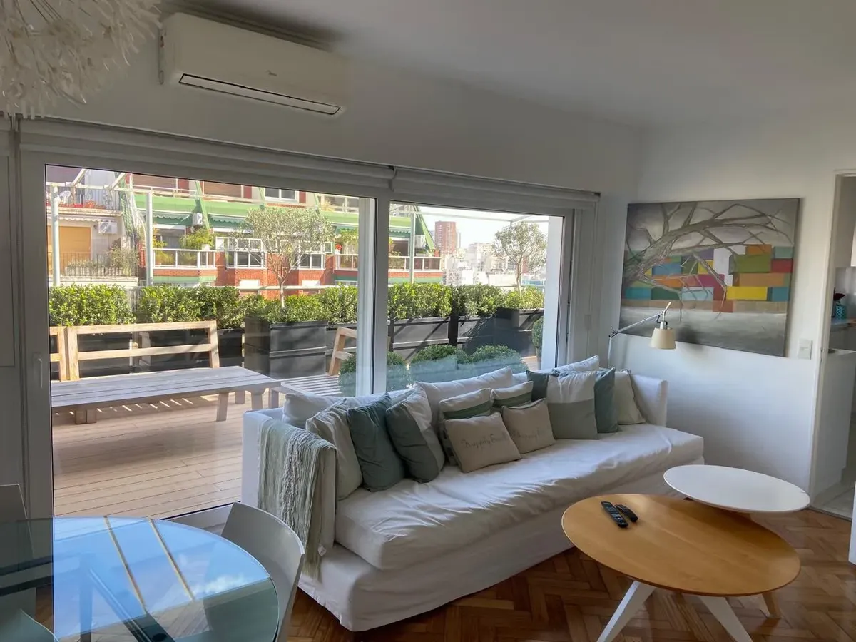 Cobertura duplex com 4 dormitórios e grande terraço em Recoleta