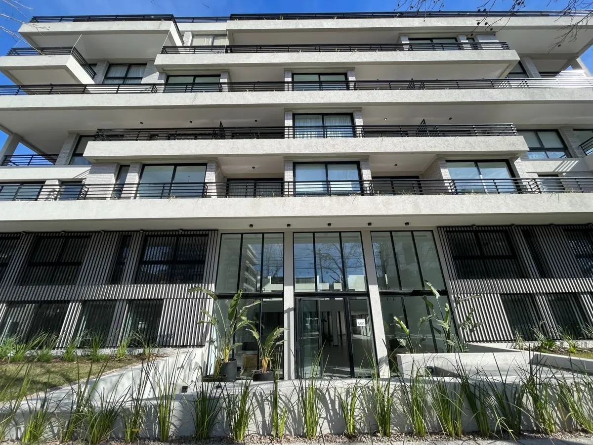 Apartamento de 2 ambientes com 1 quarto em Ituzaingó