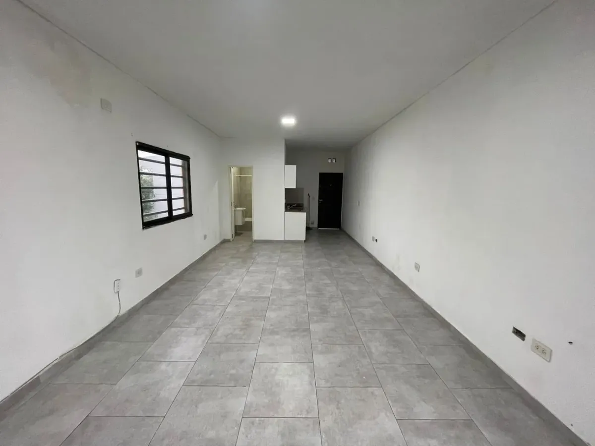 Kitnet para alugar em José C. Paz