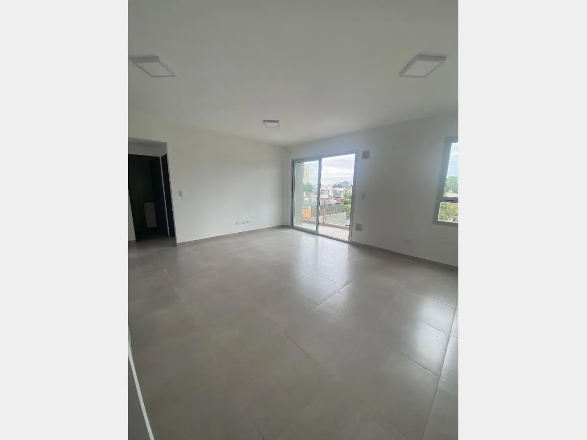 Новая квартира с 1 спальней в Ciudadela