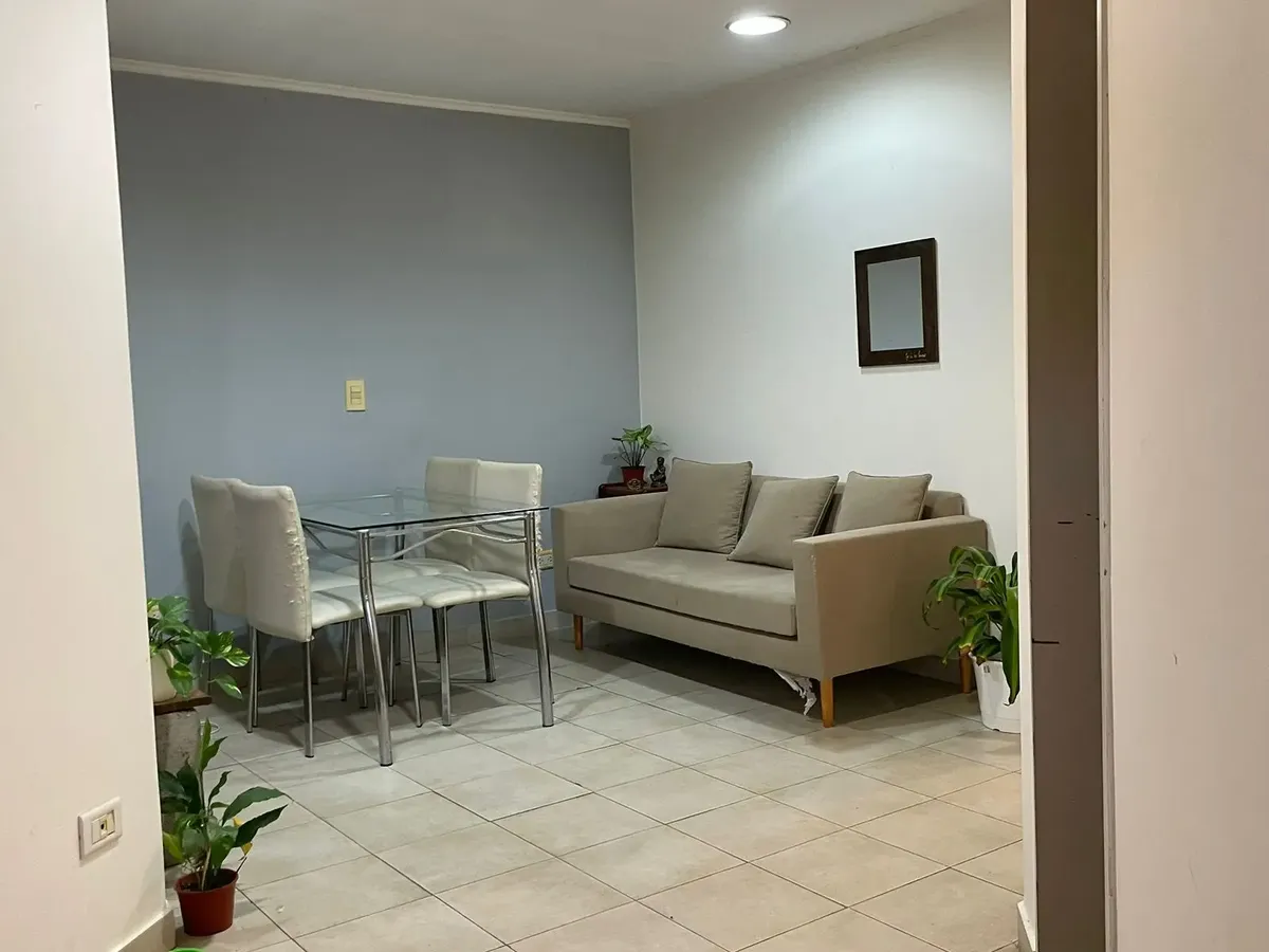 Two-bedroom ground-floor apartment in Lomas de Zamora
