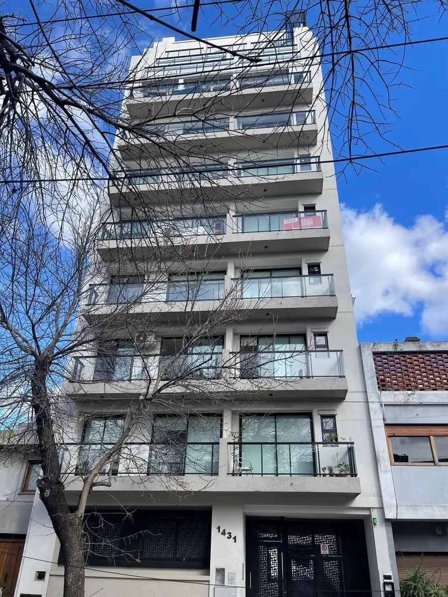 Departamento de 2 ambientes a estrenar con balcón al frente en La Plata