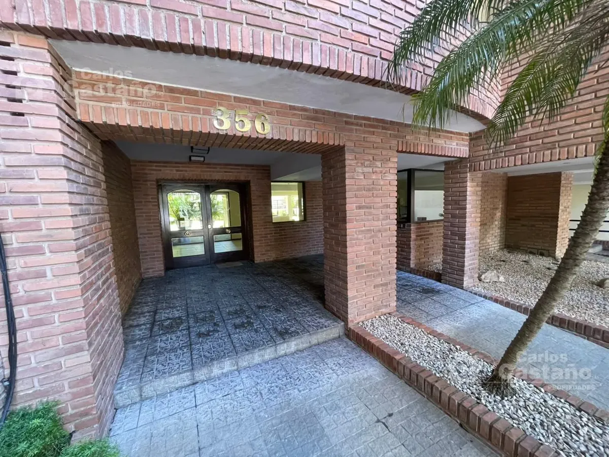 Apartamento de 4 ambientes com vaga fixa próximo à estação de Martínez