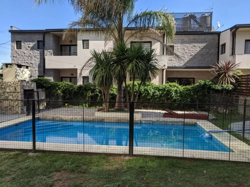 Alquila Excelentes Departamentos De 55m2 Ubicados En Pilar (2 Dormitorios) Tipo Duplex