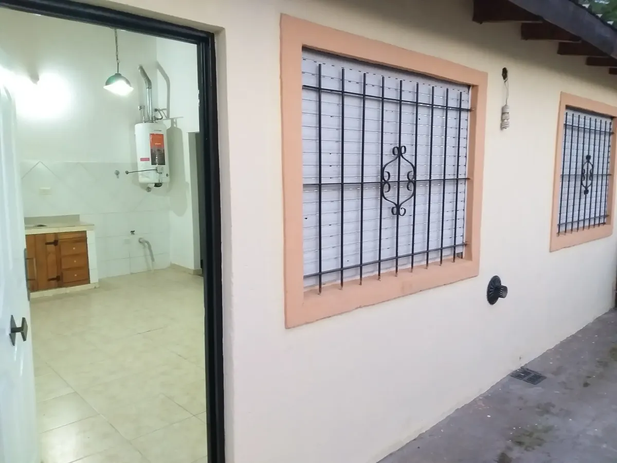Two-room apartment in Moreno, with parking space