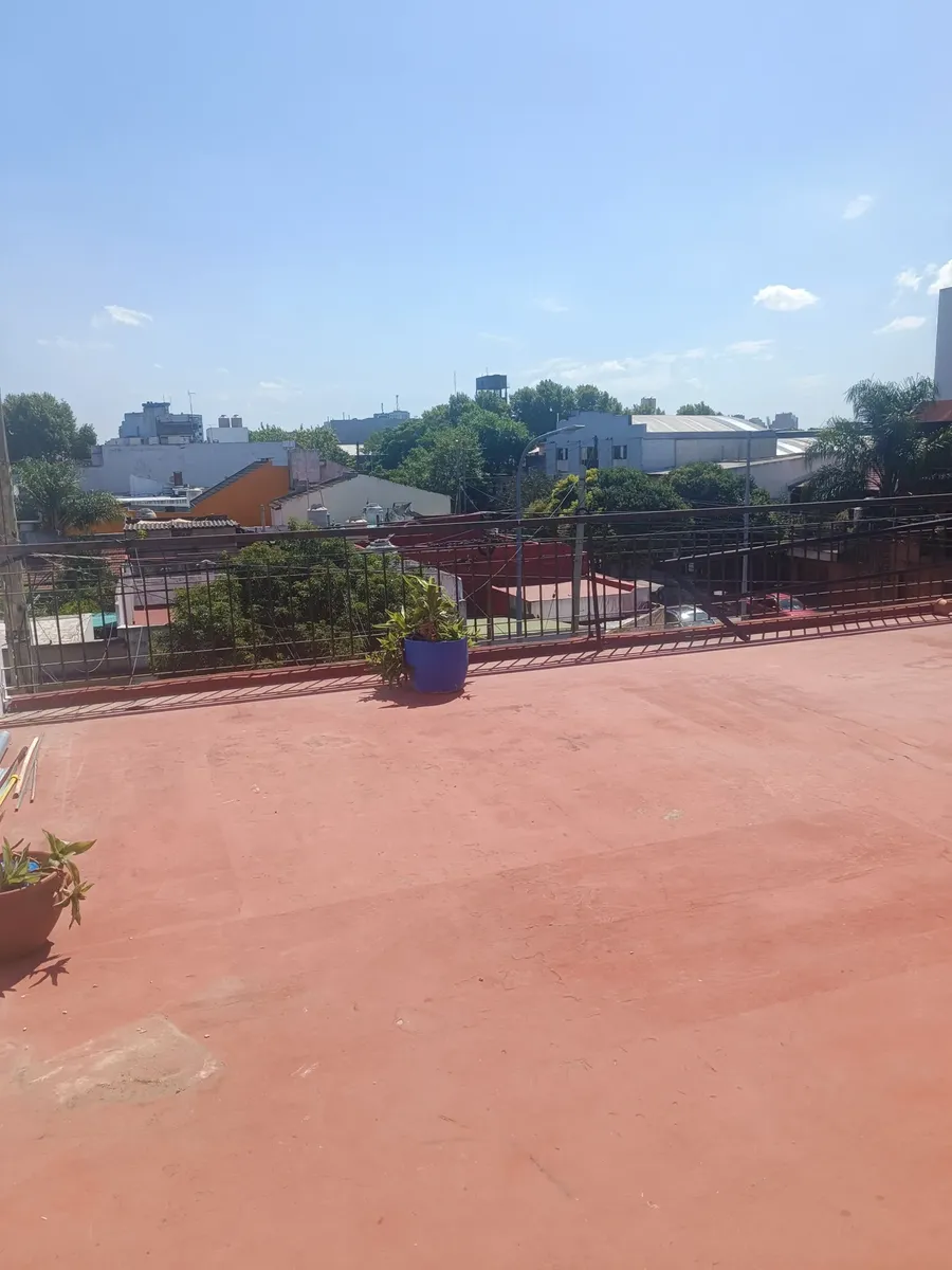 PH de 1 ambiente com grande terraço em Liniers