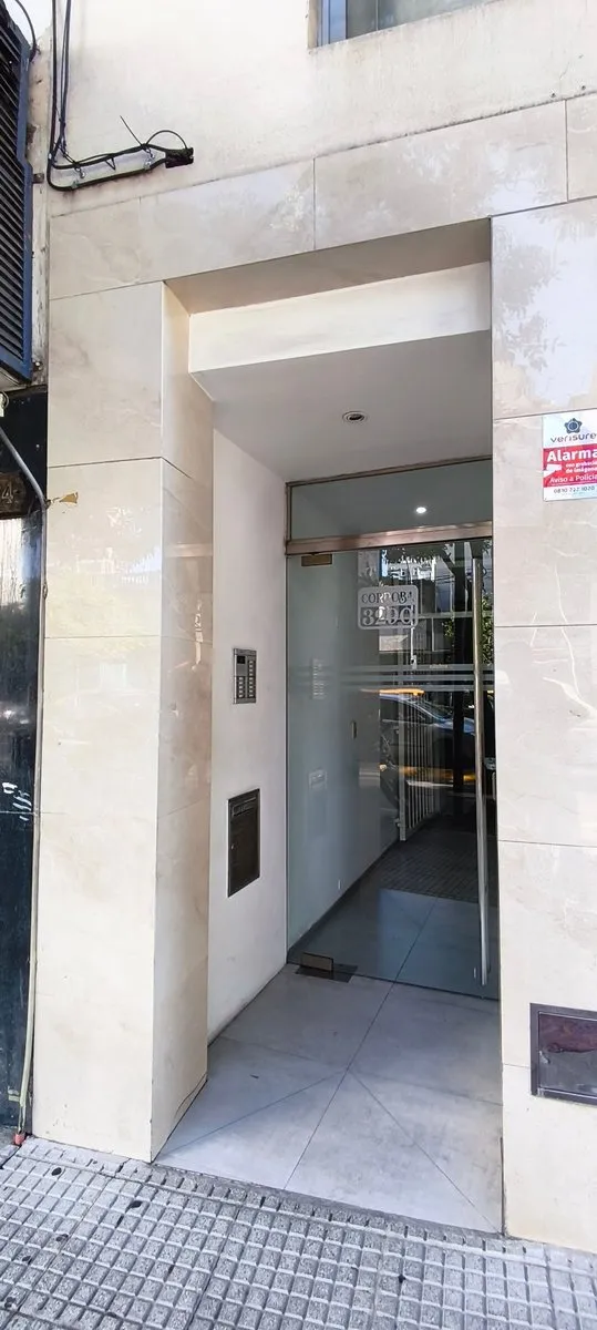 Квартира-студия с балконом и кладовой в Recoleta