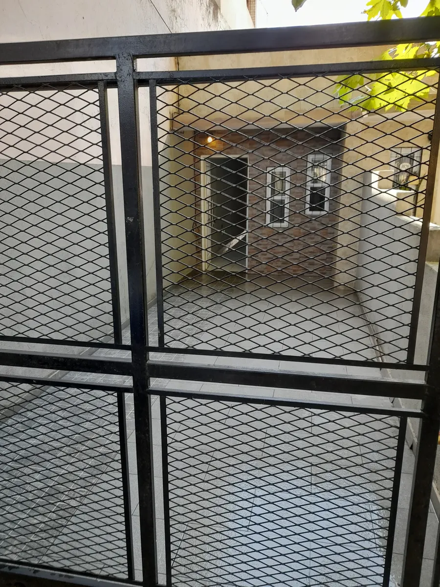 Apartment with private entrance and parking in Villa Adelina