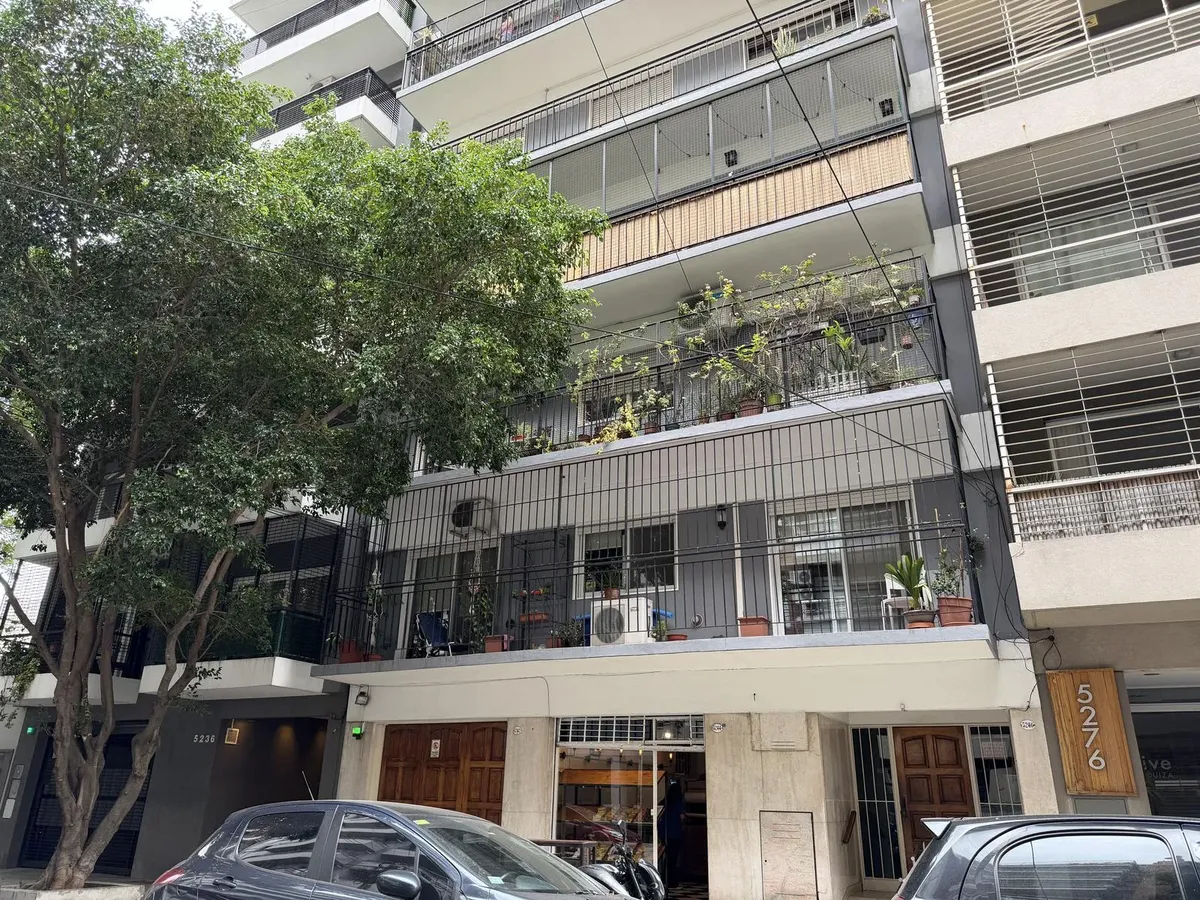 Two-room apartment with assigned covered parking in Villa Urquiza