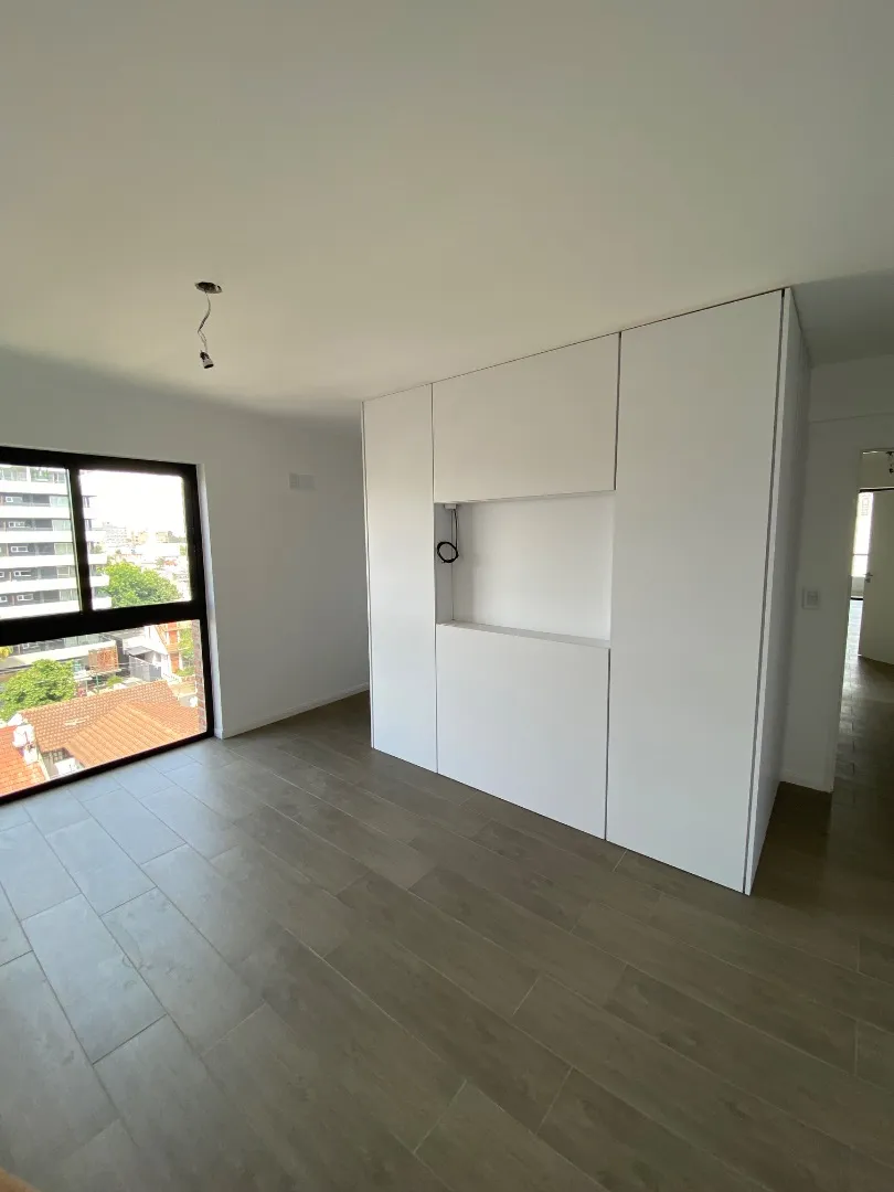 Apartamento de três ambientes com 2 dormitórios em Ituzaingó