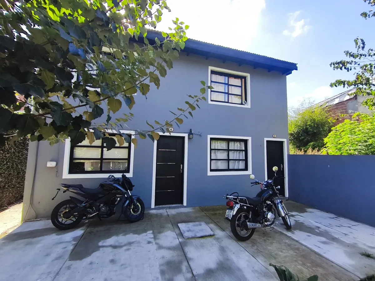 Apartamento em PH de 1 dormitório em Ituzaingó