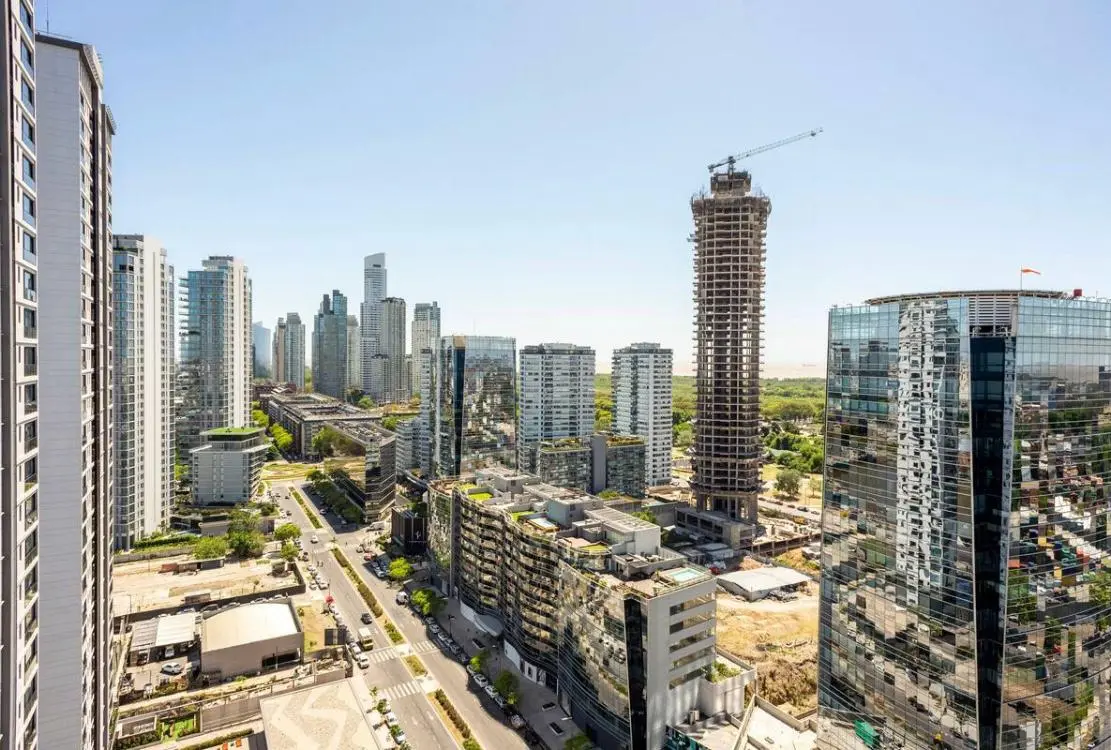 Меблированная квартира с 1 спальней в Puerto Madero