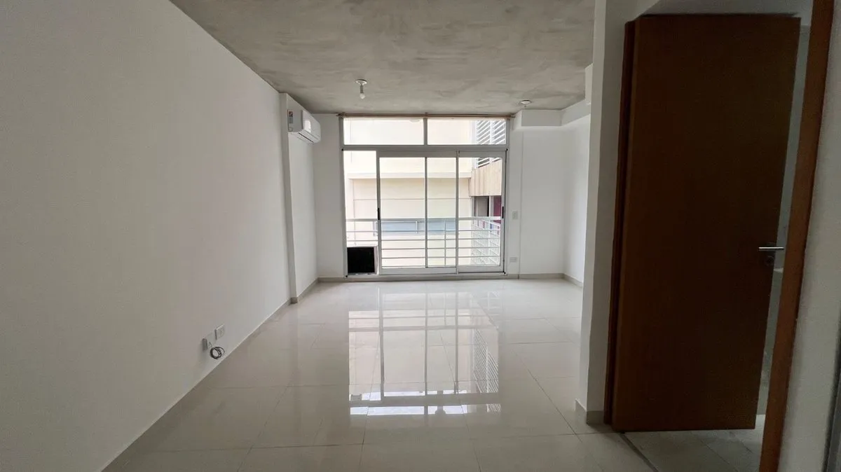 Квартира-студия с парковочным местом в Saavedra