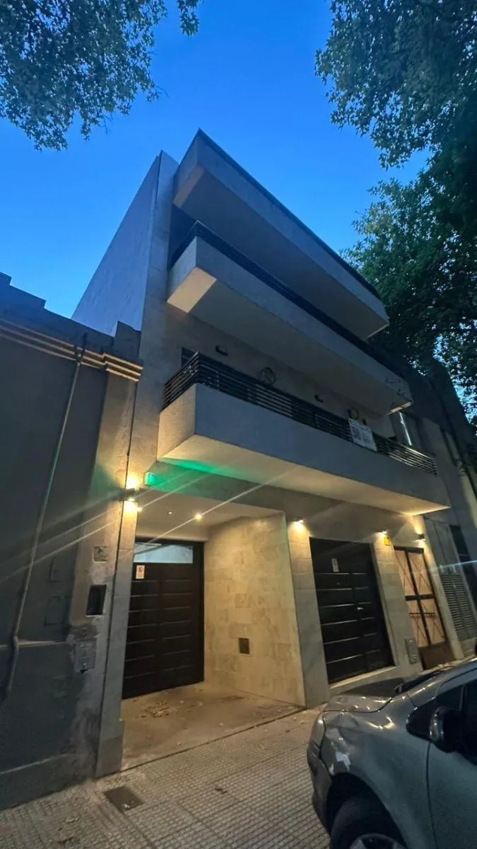 Two-bedroom apartment with private patio in Villa General Mitre