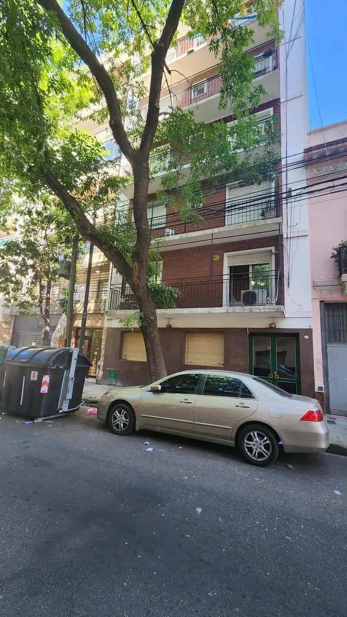 Departamento de 2 ambientes en Flores al contrafrente
