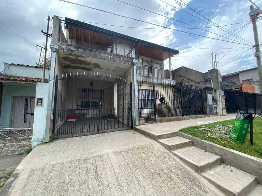 Casa Ph En Alquiler En Moron Sur