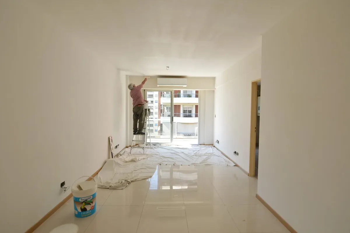 Departamento semipiso de 3 ambientes en Caballito con balcón y cochera descubierta