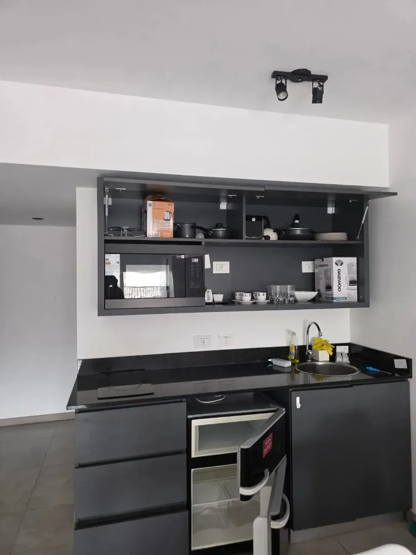 Kitnet mobiliada em Monserrat