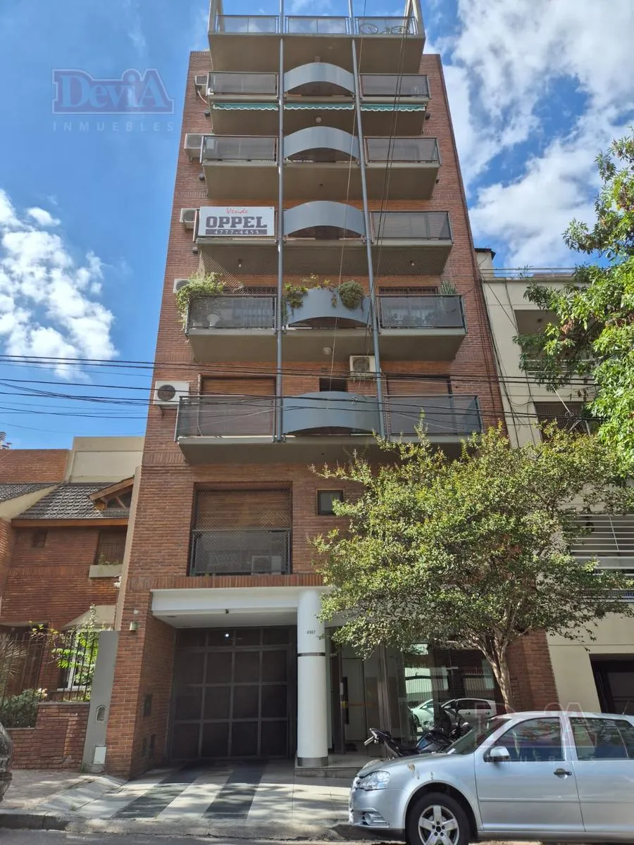 Two-room apartment with balcony in Núñez
