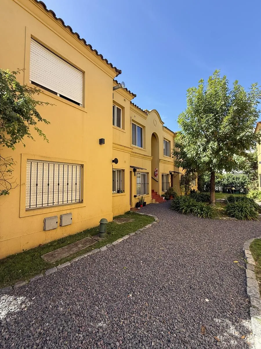Depto | 3 Ambientes | Cochera | 1° Piso | Laundry | Pilar