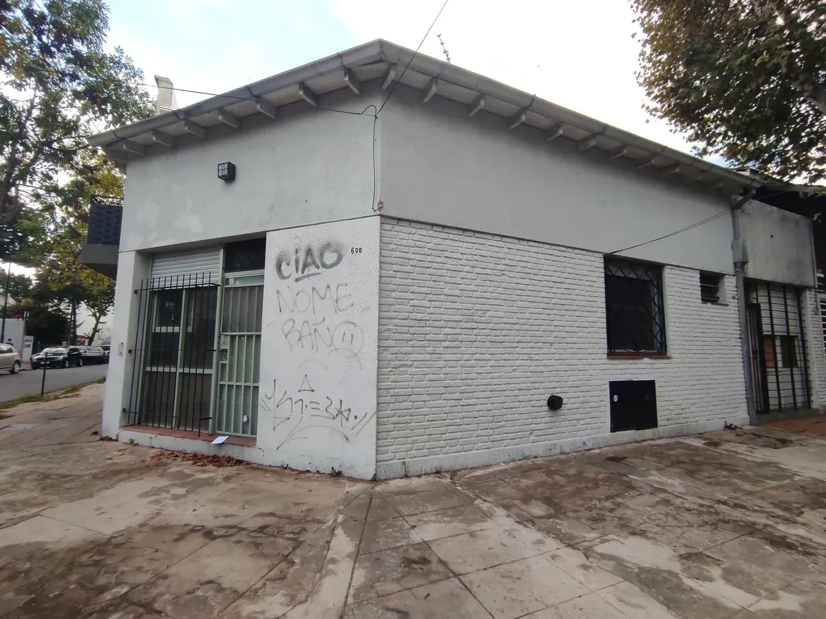 Квартира-студия в Beccar, первый этаж