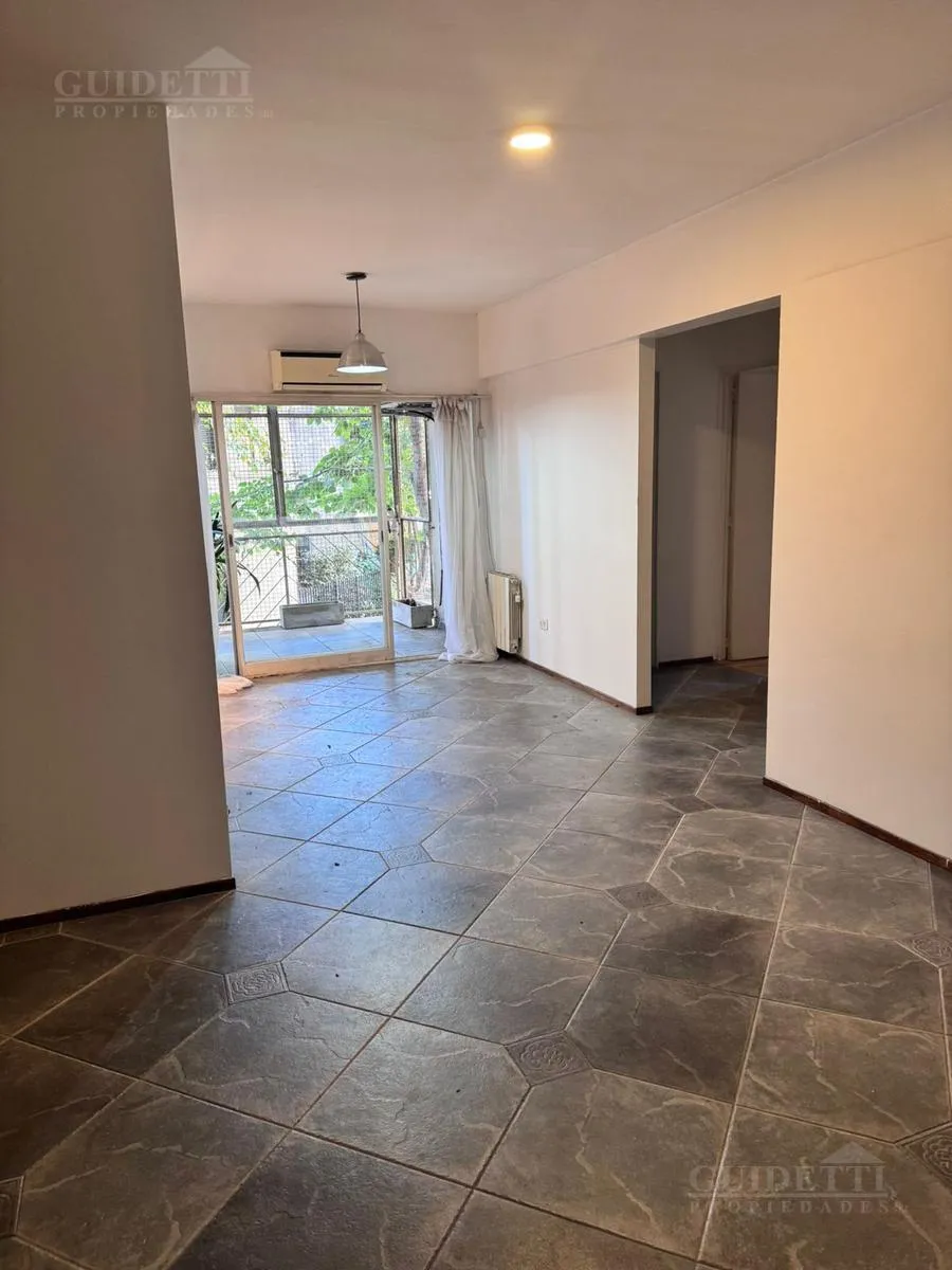 Three-bedroom apartment in Coghlan