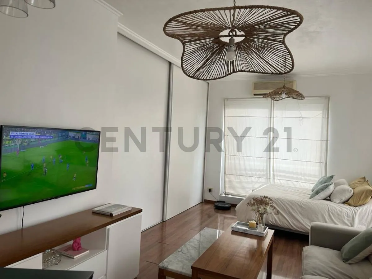 Unfurnished studio apartment with pool in Belgrano