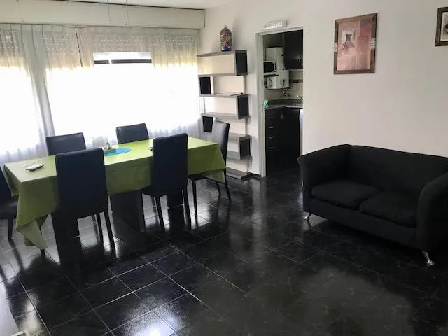 Departamento de 3 ambientes con 2 dormitorios en San Cristóbal