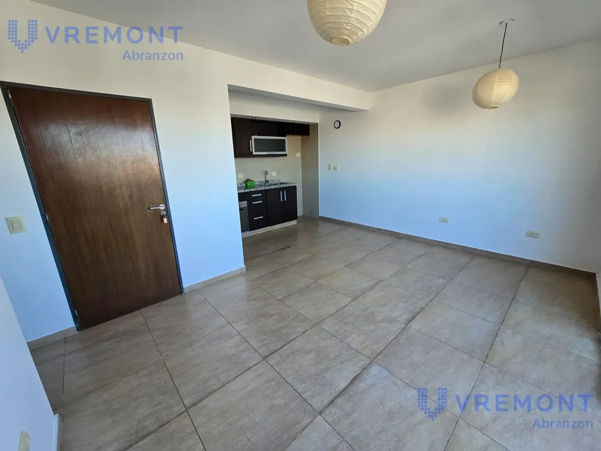 Apartamento de 2 ambientes com varanda em Boedo