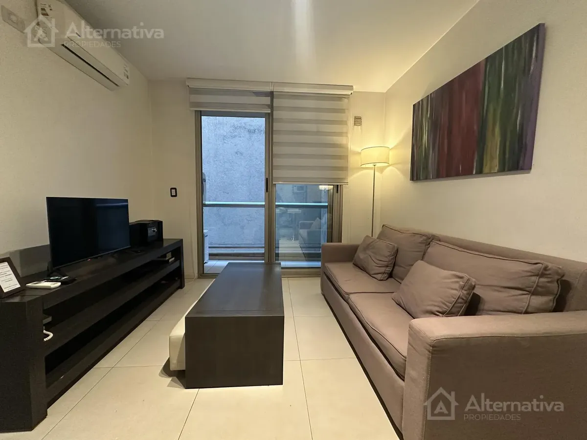 Apartamento mobiliado de dois ambientes com 1 dormitório em Recoleta
