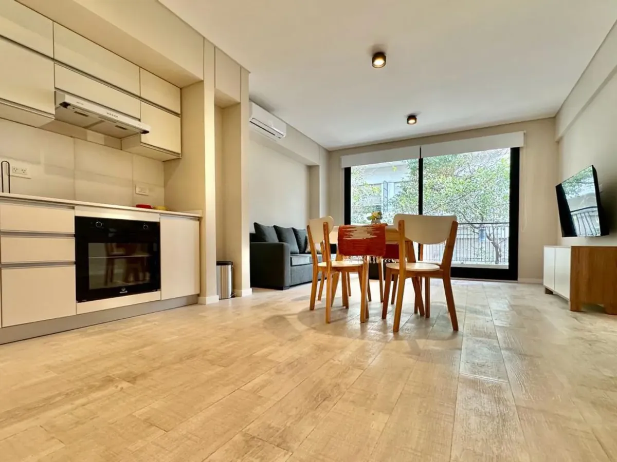 Квартира с 1 спальней и временной арендой в San Telmo