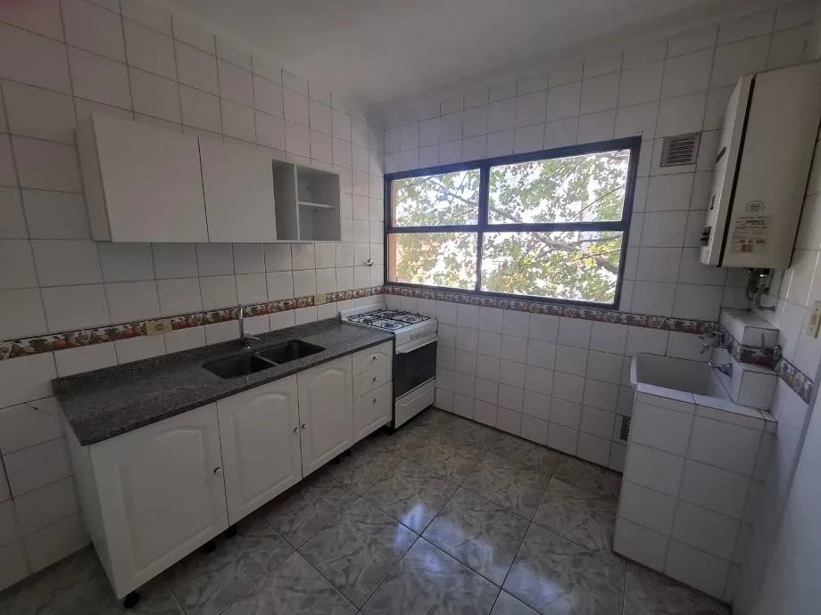 Квартира с 1 спальней в Ramos Mejia Norte