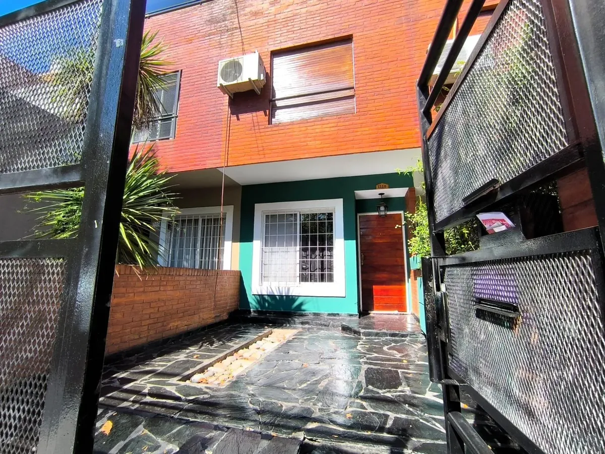 Триплекс с 4 спальнями в Caballito