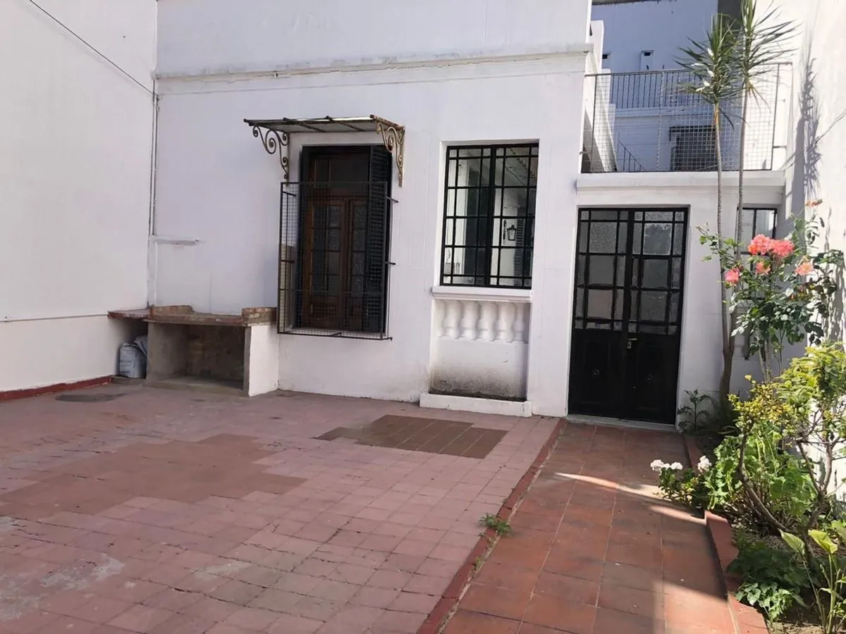 Casa en alquiler de 4 ambientes en Villa Luro