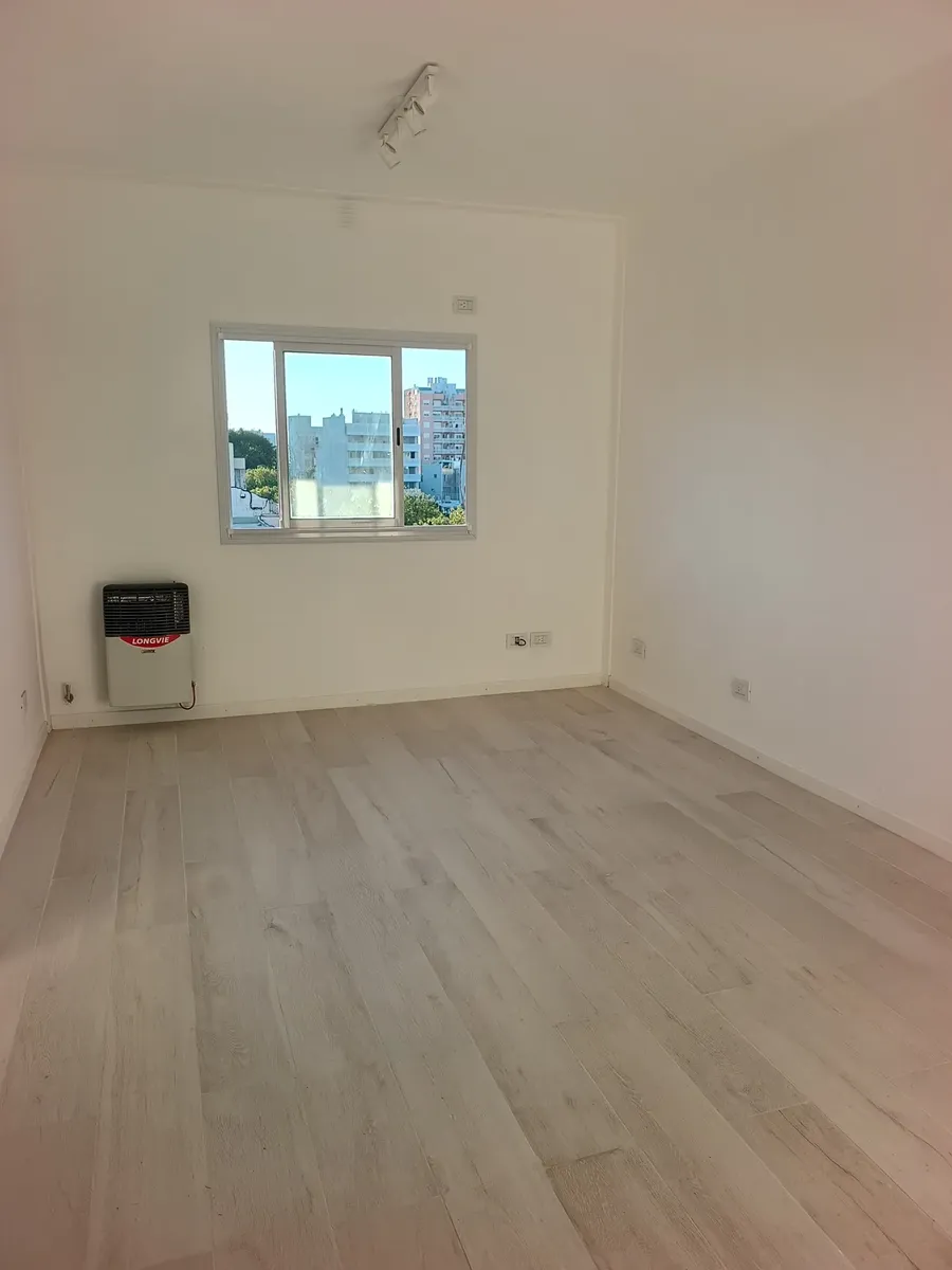 Apartamento de 2 ambientes reformado em Chacarita