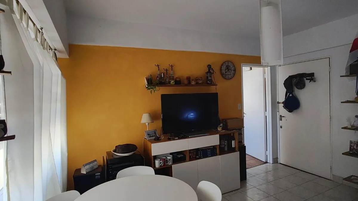 One-bedroom two-room apartment in Núñez