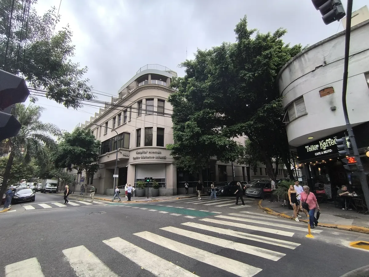 Studio apartment in Recoleta near Av. Santa Fe and Hospital Alemán