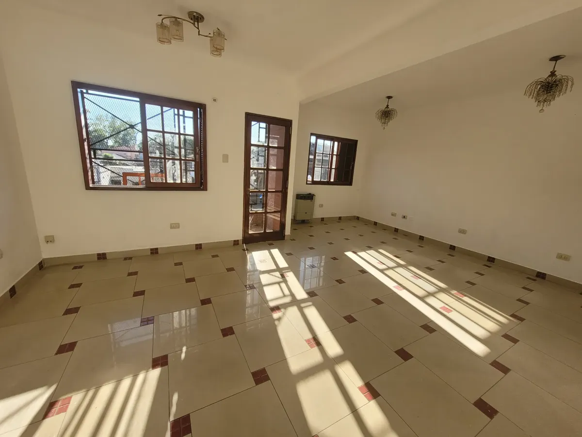 Three-room apartment with balcony, patio and terrace in General San Martín