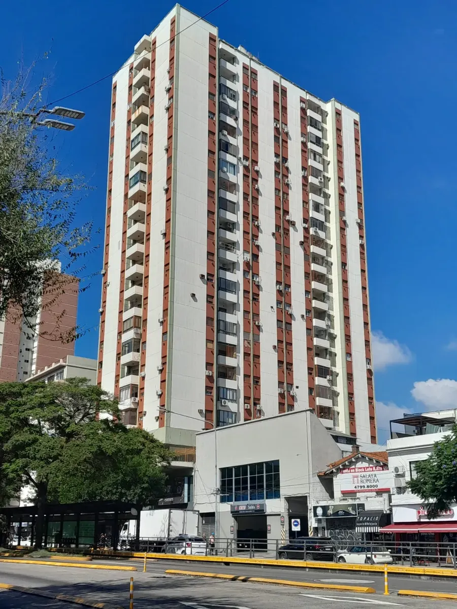 Four-room apartment with 3 bedrooms in Vicente López