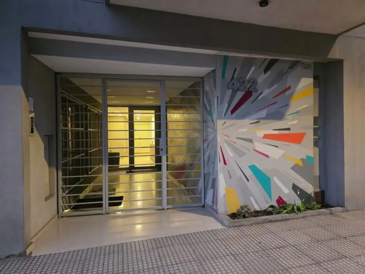 Corner studio apartment with balcony in Parque Chas