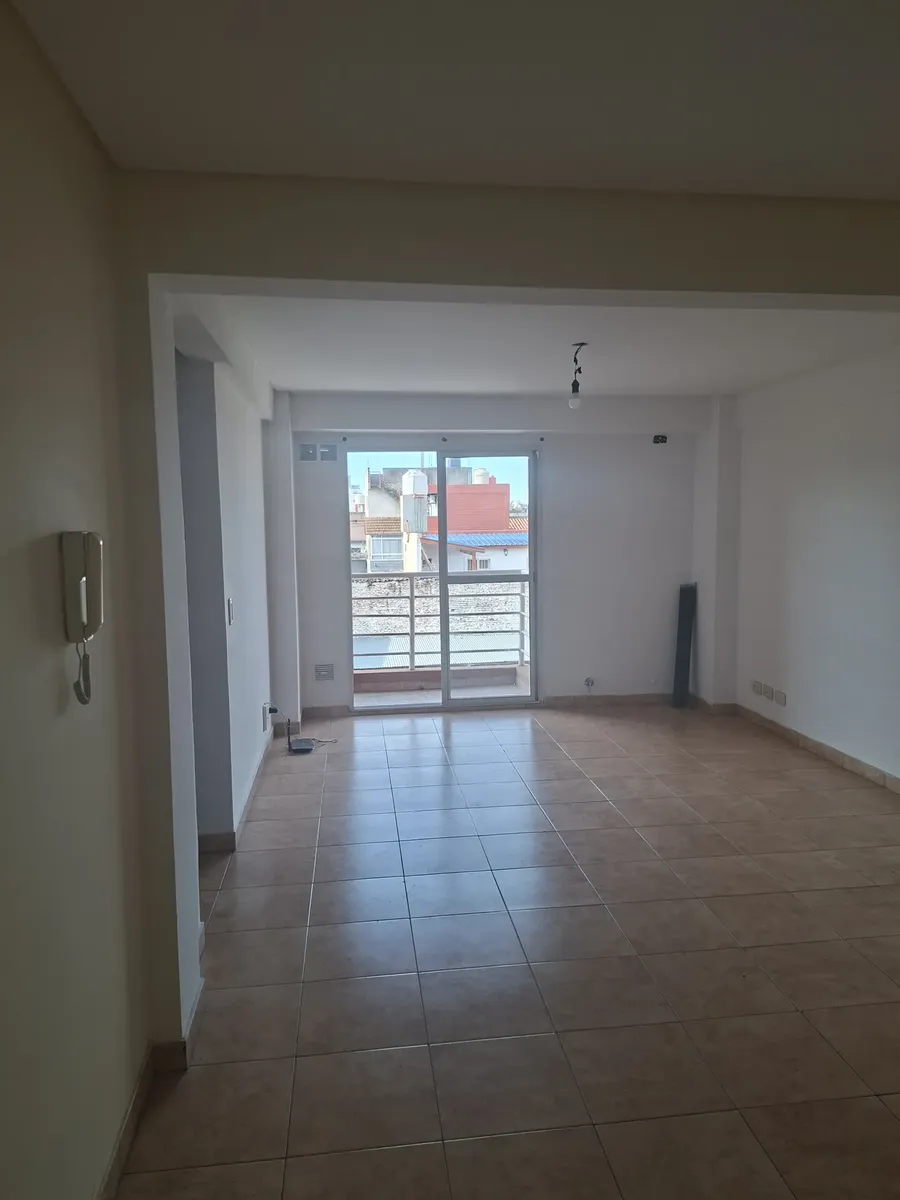 One-bedroom apartment in La Matanza with elevator and large built-in wardrobe