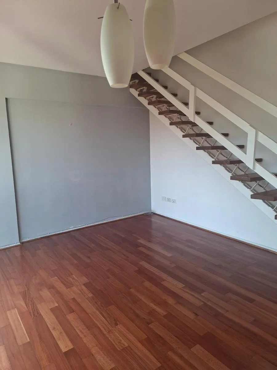 Two-bedroom duplex apartment in Núñez with balcony