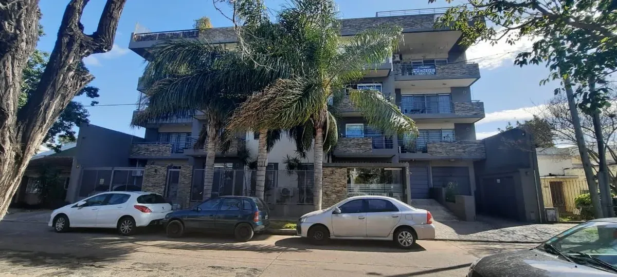 Three-room apartment with 2 bedrooms in Bernal Este, Quilmes