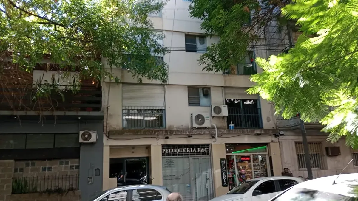Departamento de 2 ambientes en Floresta contrafrente con vistas abiertas