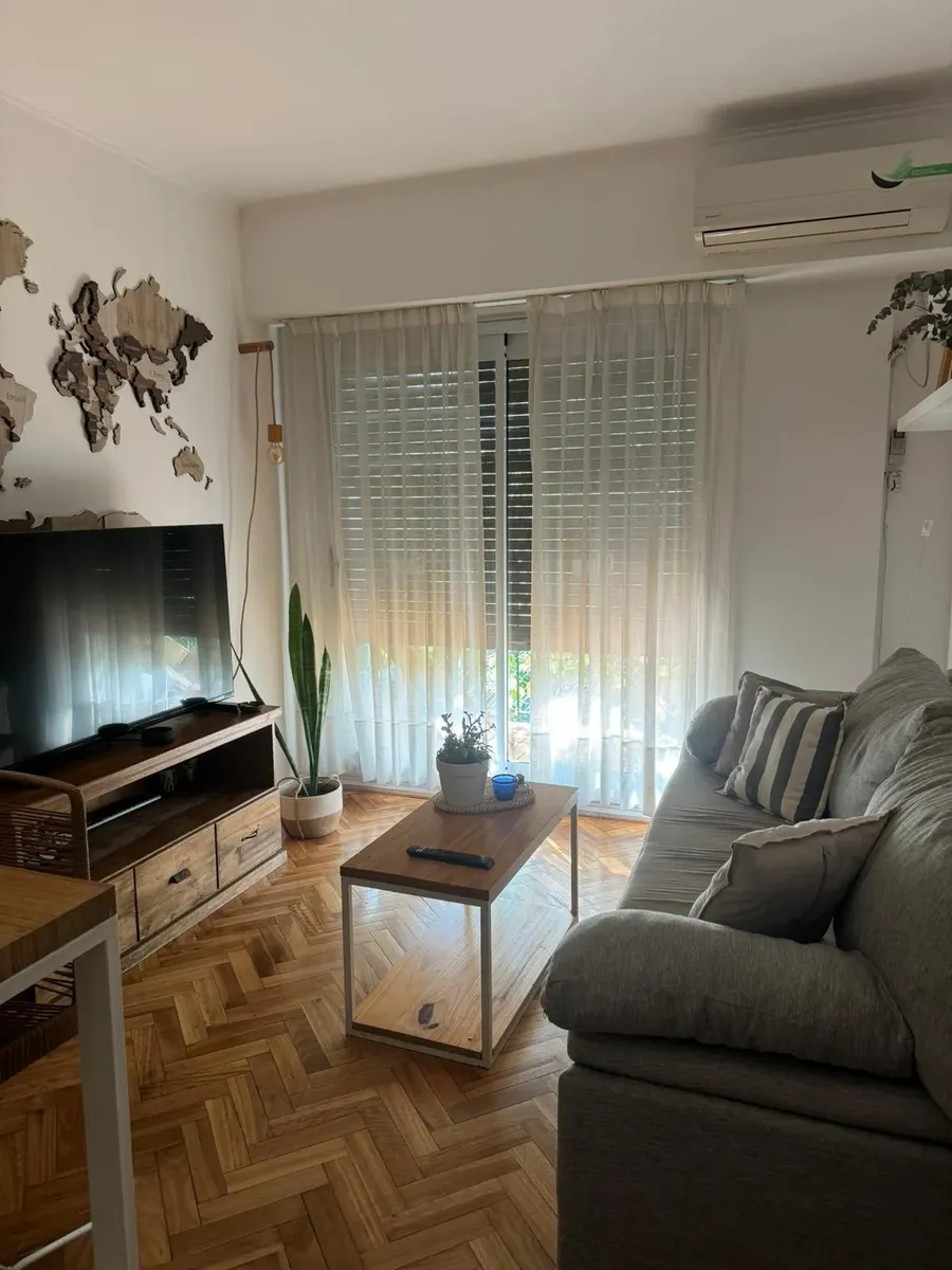 Apartamento de dois ambientes mobiliado em Chacarita