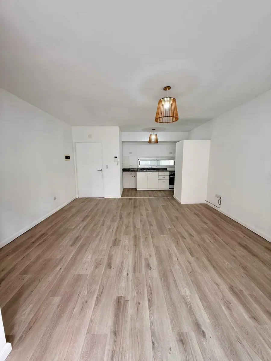 Apartamento de dois ambientes com 1 quarto em Boedo