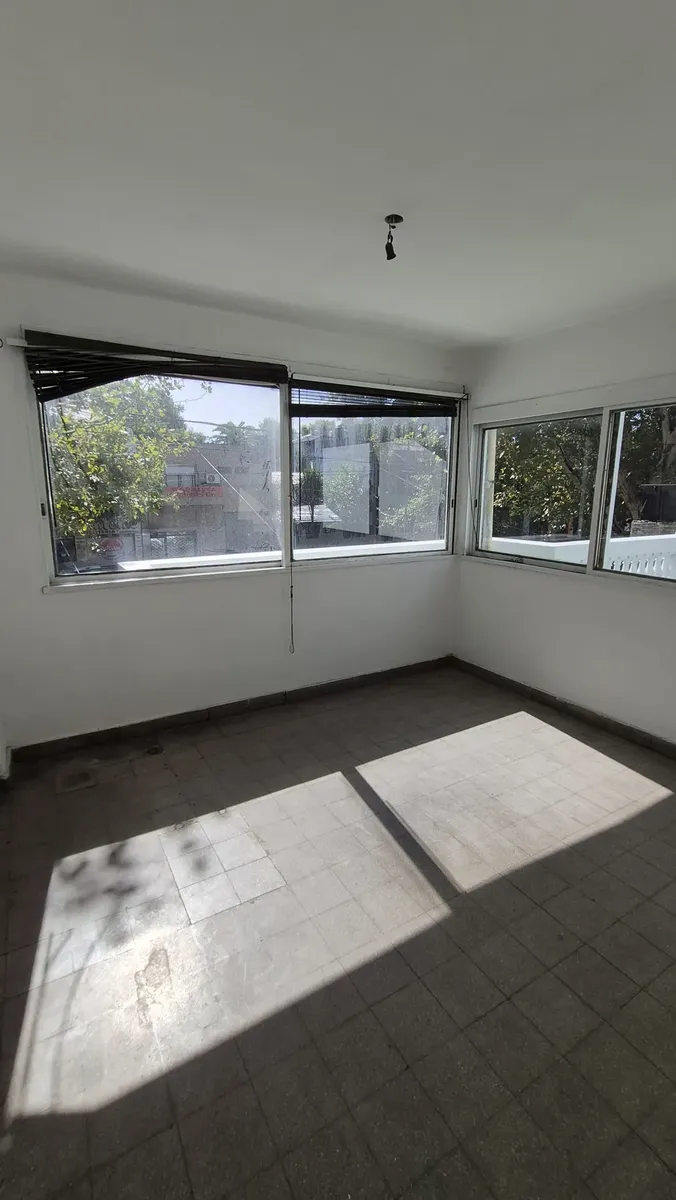 Three-bedroom PH in Parque Avellaneda with patio, terrace and grill