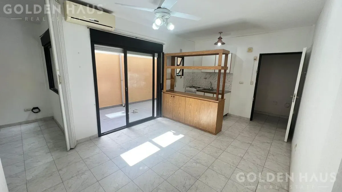 PH de 2 ambientes en PB con patio en Floresta