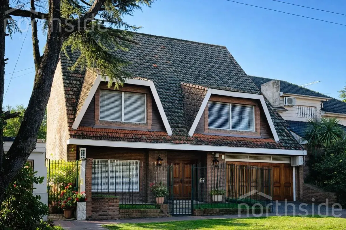 Casa en alquiler de 4 dormitorios en Vicente López